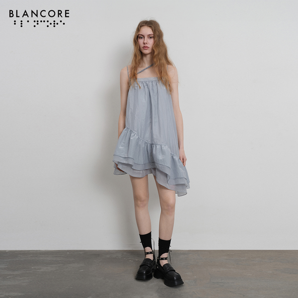 puffy dress with asymmetrical hem