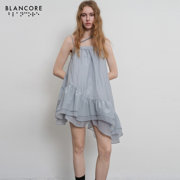 puffy dress with asymmetrical hem