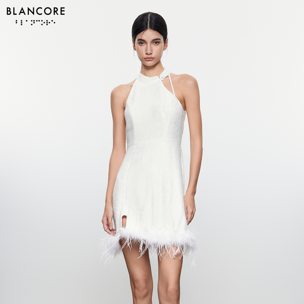Short-sleeved short dress