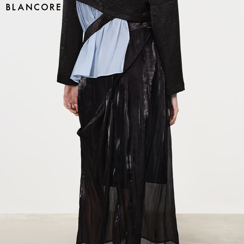 Pleated midi skirt