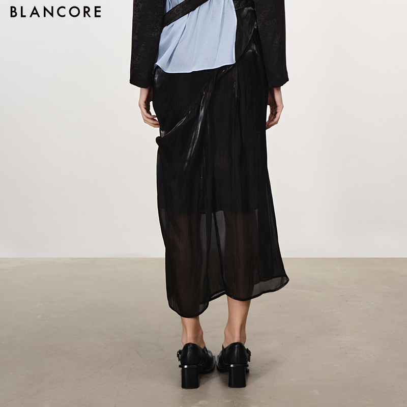 Pleated midi skirt