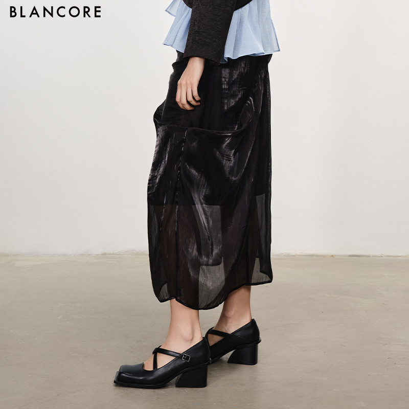 Pleated midi skirt