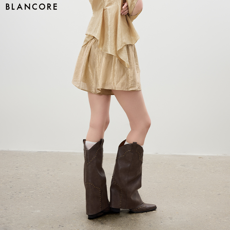 Ruching Ruffle Hem Shorts