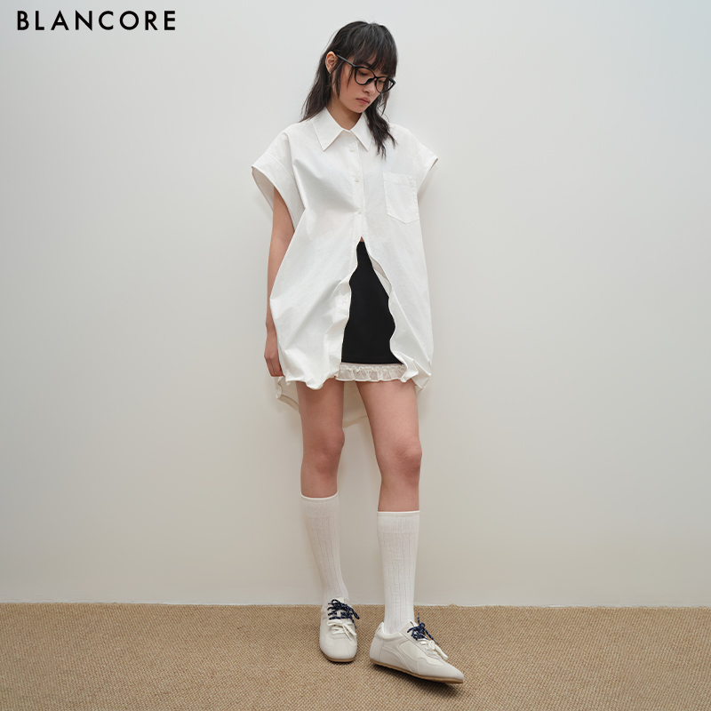 Playful Oversized Shirt with Volume