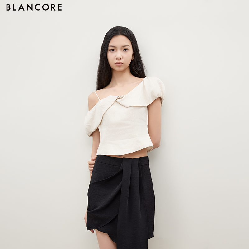 Deconstructed Collar Top