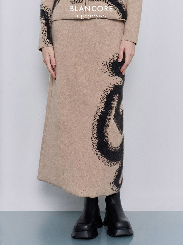 wool skirt