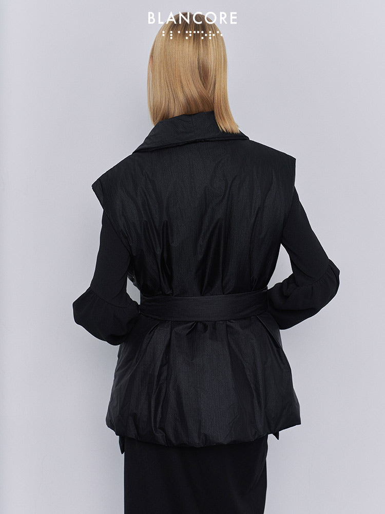 belt down jacket with detachable sleeve