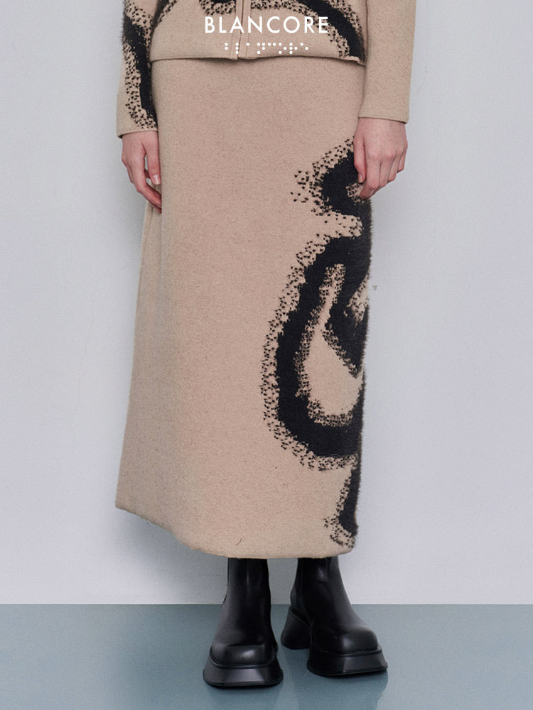 wool skirt