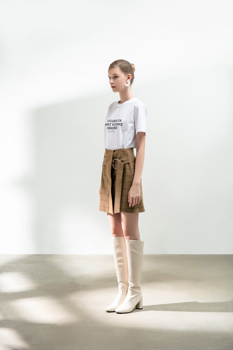 Skirt With Metal Ring Belt