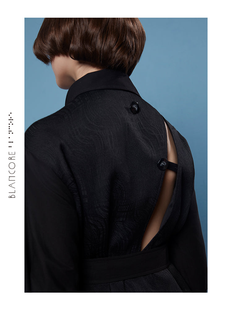 RECONSTRUCTED HALTER TREND COAT