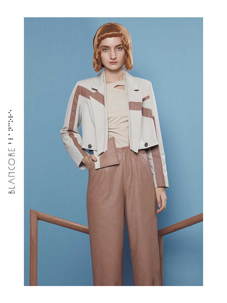 LINE SPLIT CROPPED JACKET