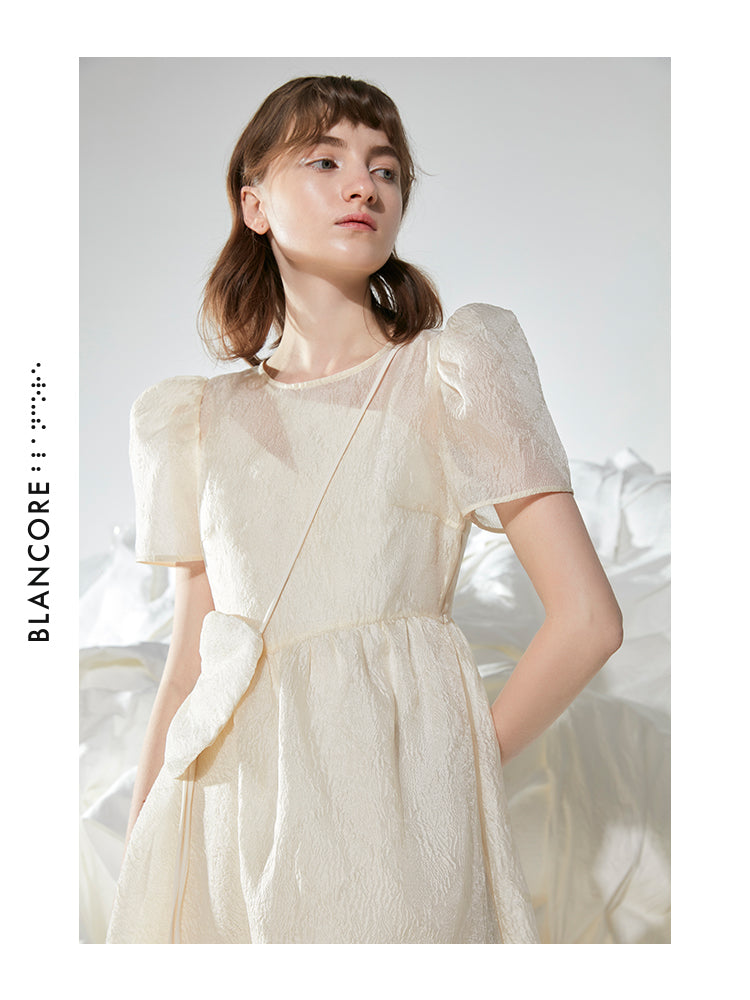 OVERLAPPING VOLUME DRESS