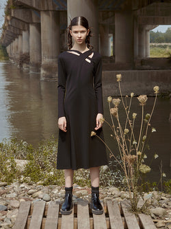 NECKLINE CUTOUT DRESS