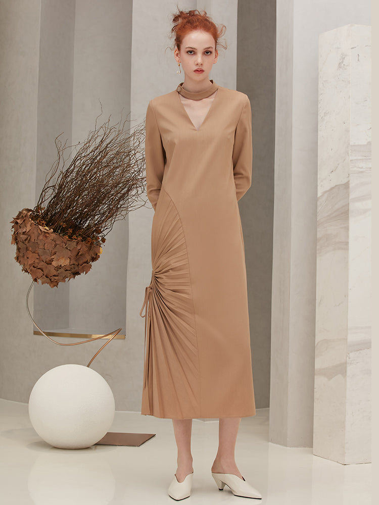 Pleats Panelled V-neck Dress