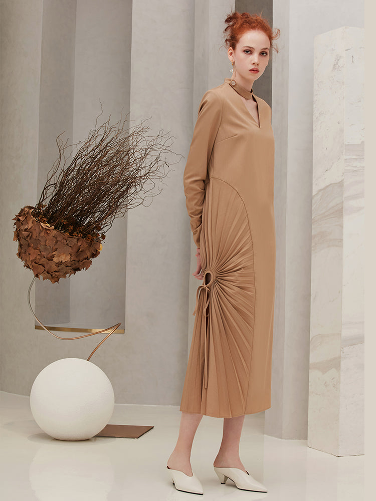 Pleats Panelled V-neck Dress