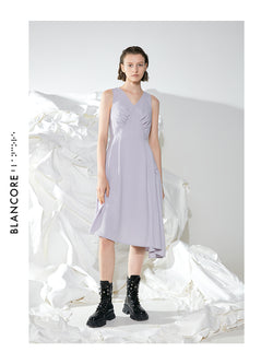 V-NECK PLEATED VOLUME DRESS