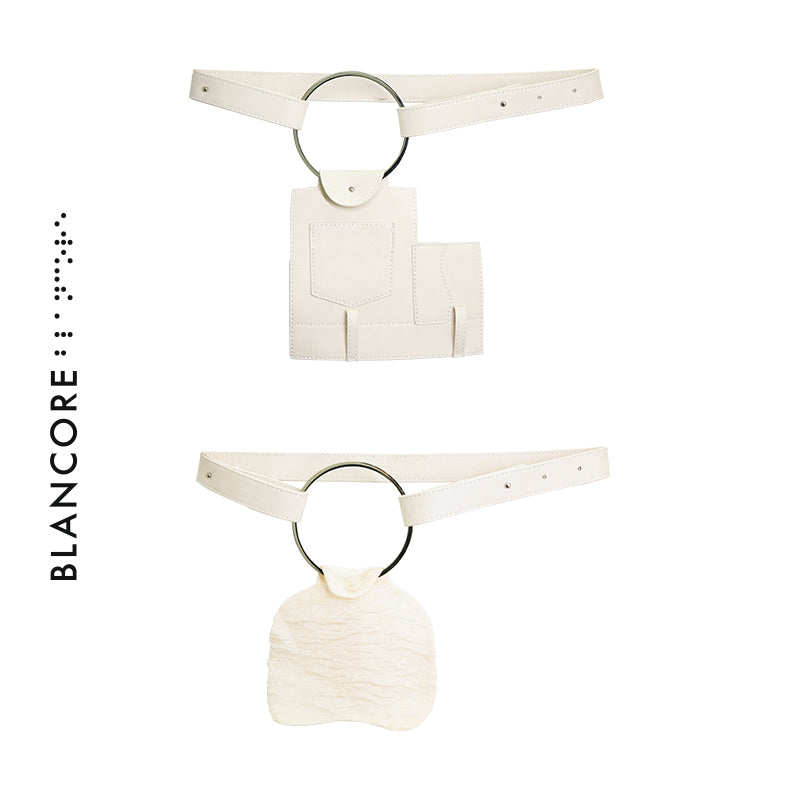 BELT WITH MULTIPLE WEARING COLLOCATION