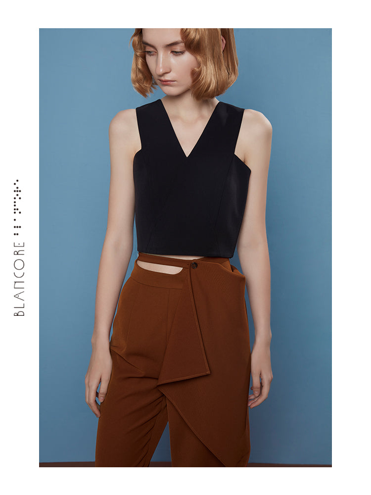 LARGE COLLAR VEST TOP