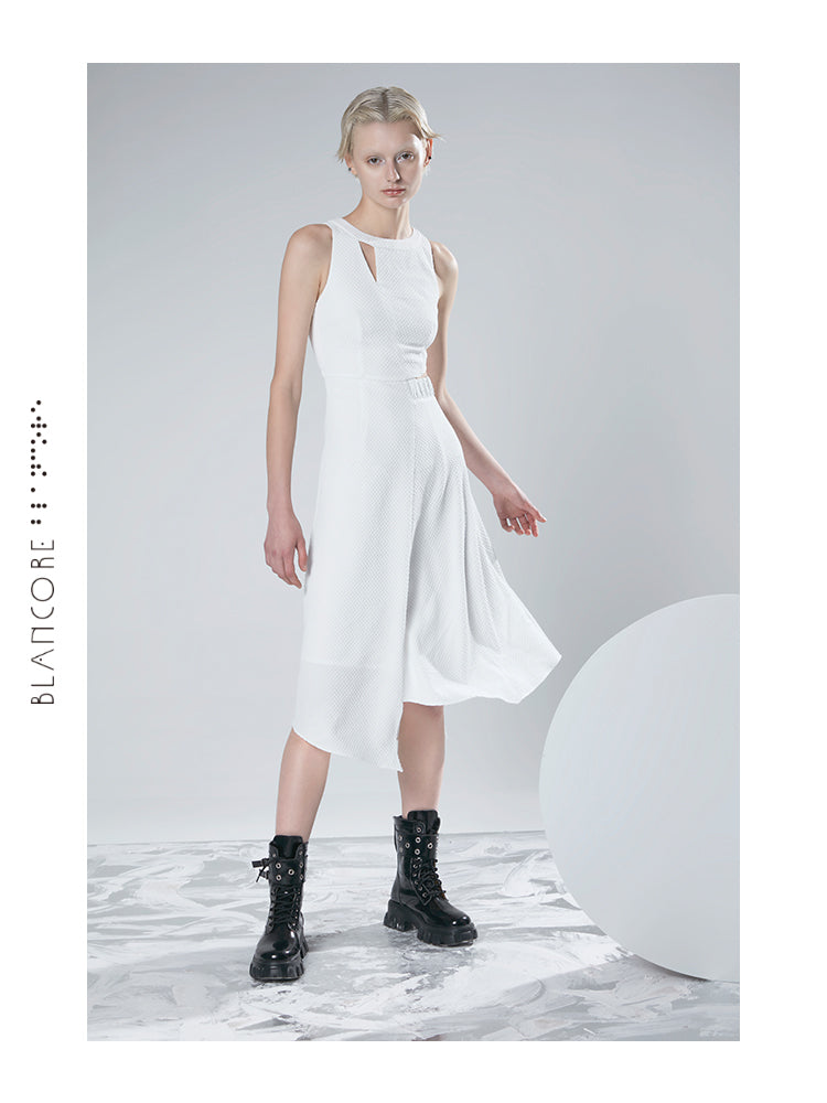 ASYMMETRICAL DRESS WITH HOLLOWN-OUT WAIST
