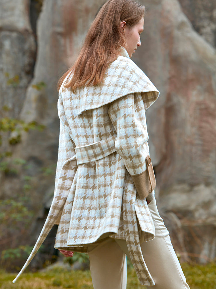 PLAID HOODED WOOL COAT