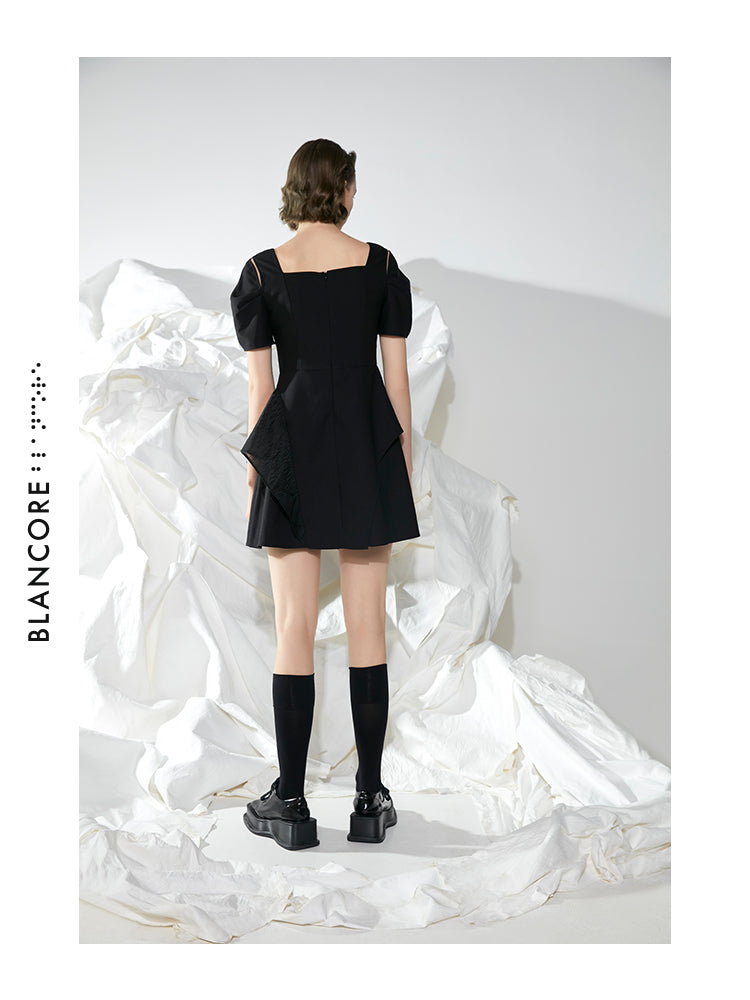 SQUARE COLLAR WAISTED A-SHAPE DRESS