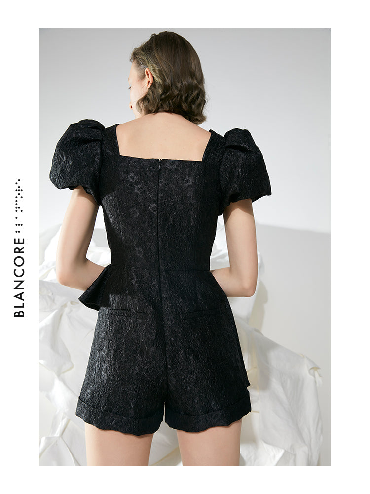 SQUARE COLLAR WAISTED VOLUME JUMPSUIT