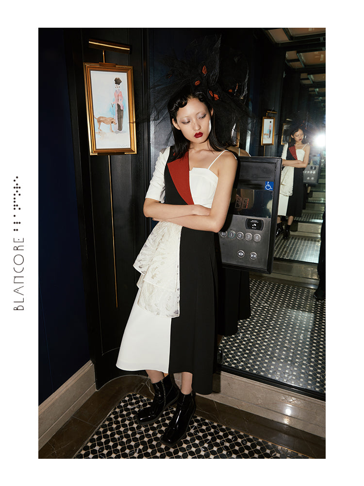 TWO-PIECE PLEATED COLOR MATCHING SUSPENDER DRESS
