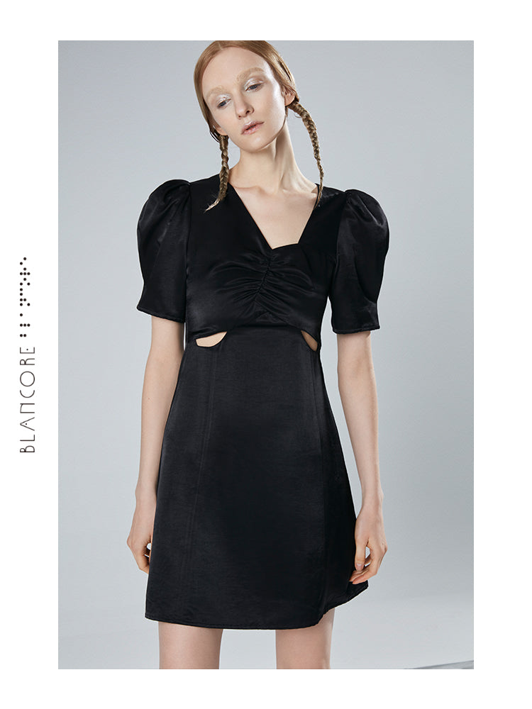 WAISTED HOLLOWED-OUT DRESS
