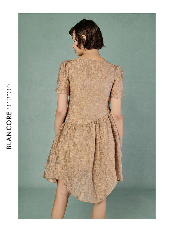 TEXTURED YARN A-SHAPE DRESS