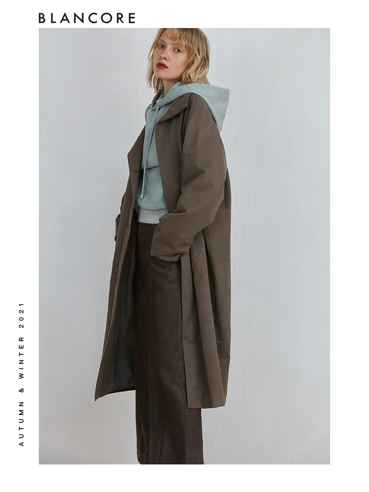 Curve Panelled Tulip Shape Trench