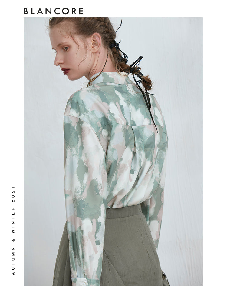 Color Printed Blouse With Curved Collar