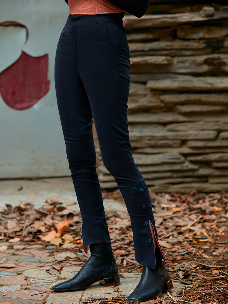 TIGHT TROUSER WITH FOLD DETAIL