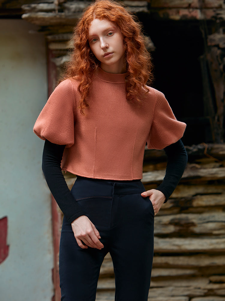 TIGHT TROUSER WITH FOLD DETAIL