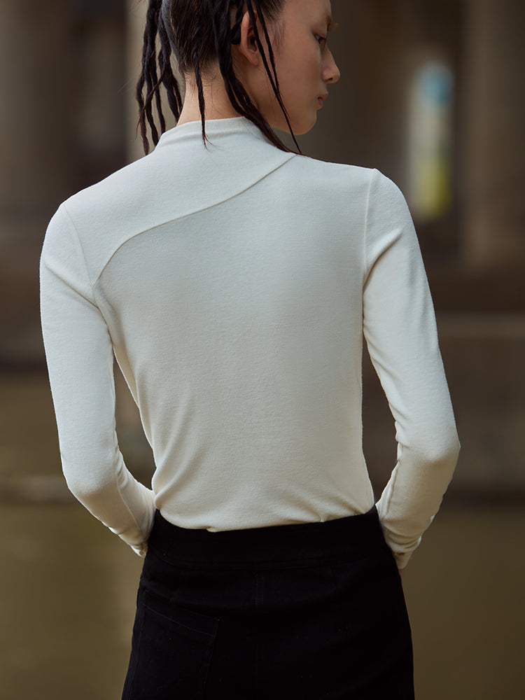 HOLLOWED-OUT WHITE TOP