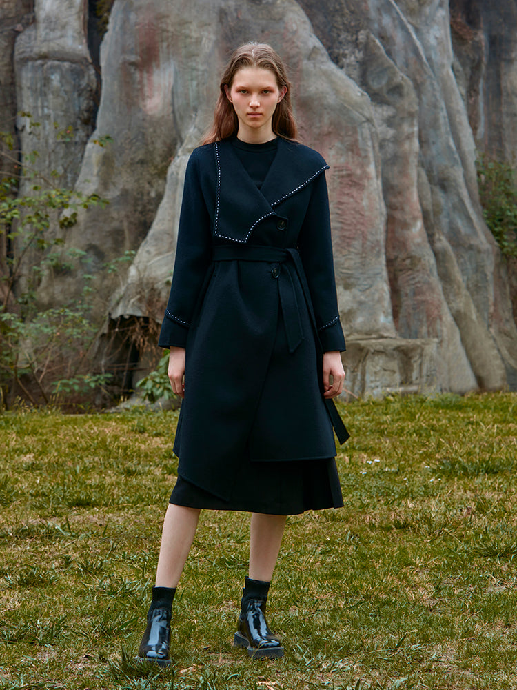 GEOMETRIC ASYMMETRICAL COLLAR WOOL COAT