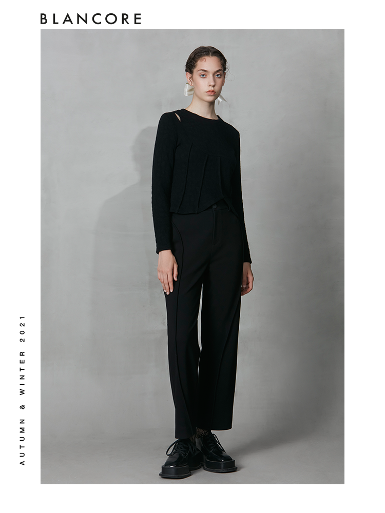 Pleated Slim Fit Top With Hollow-Out Shoulder Detail