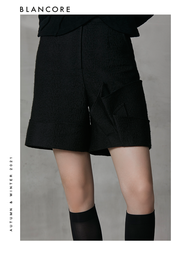 Bermuda Shorts With Pleated Detail