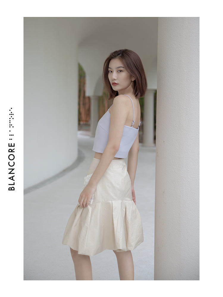 VOLUME PLEATED SKIRT