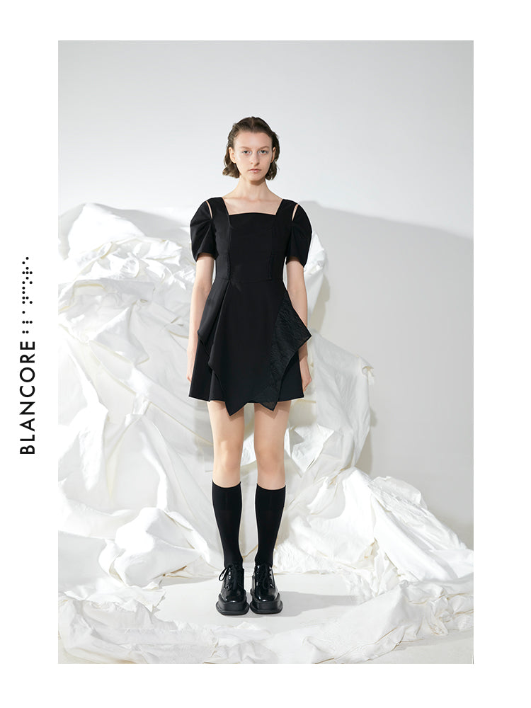 SQUARE COLLAR WAISTED A-SHAPE DRESS