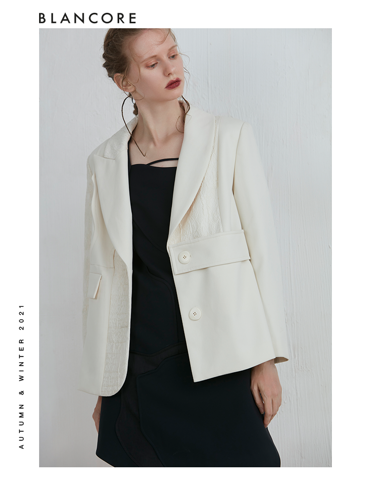 Asymmetrical Jacquard Panelled Off-white Blazer