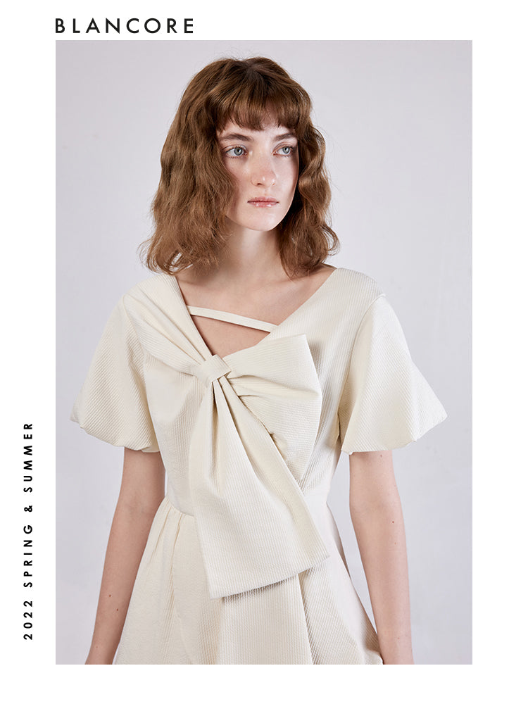 Printed Dress With Asymmetrical Bow