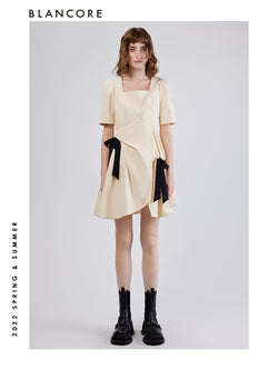 Deconstructed Dress With Color Block Shoulder Bow