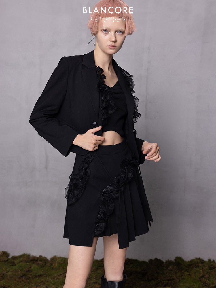 Ruffle-trimmed Lace-up Cropped Blazer With Double Placket