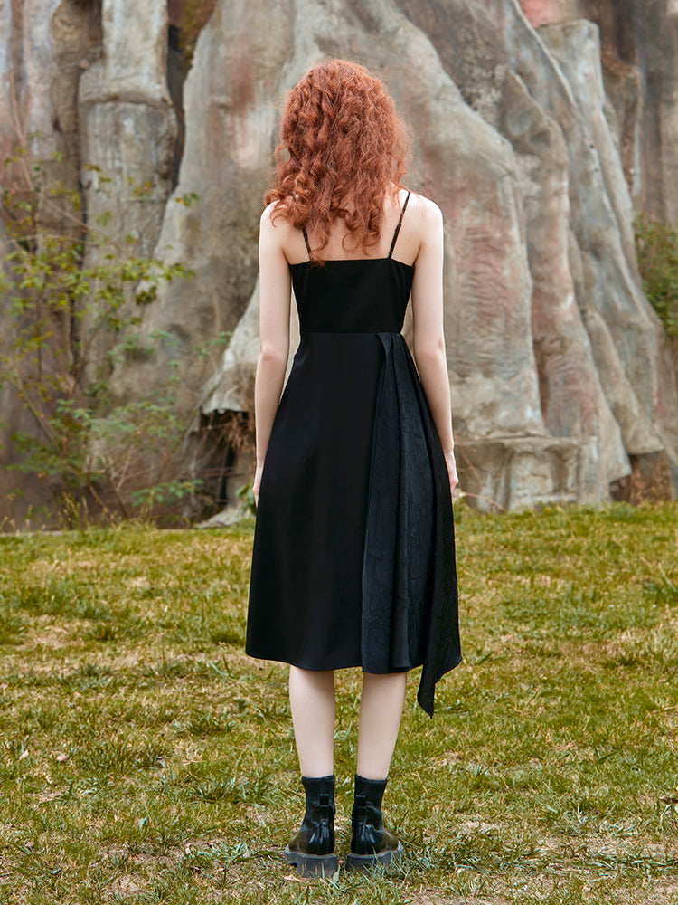 FOLDED SUSPENDER PANEL DRESS