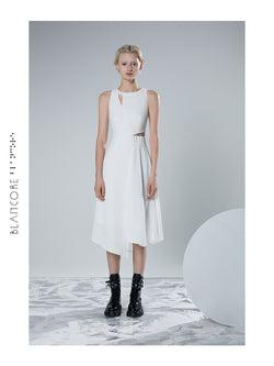 ASYMMETRICAL DRESS WITH HOLLOWN-OUT WAIST