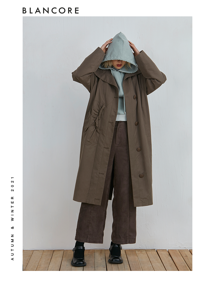 Curve Panelled Tulip Shape Trench