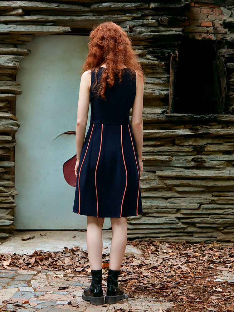COLOR BLOCK CURVED HEM SKIRT