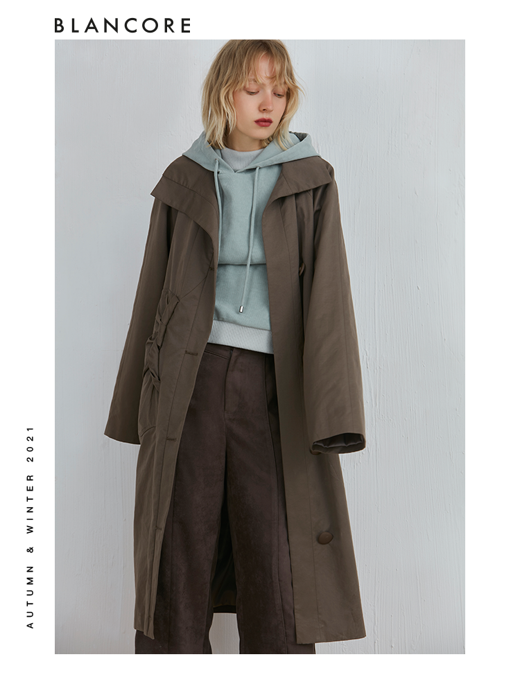 Curve Panelled Tulip Shape Trench