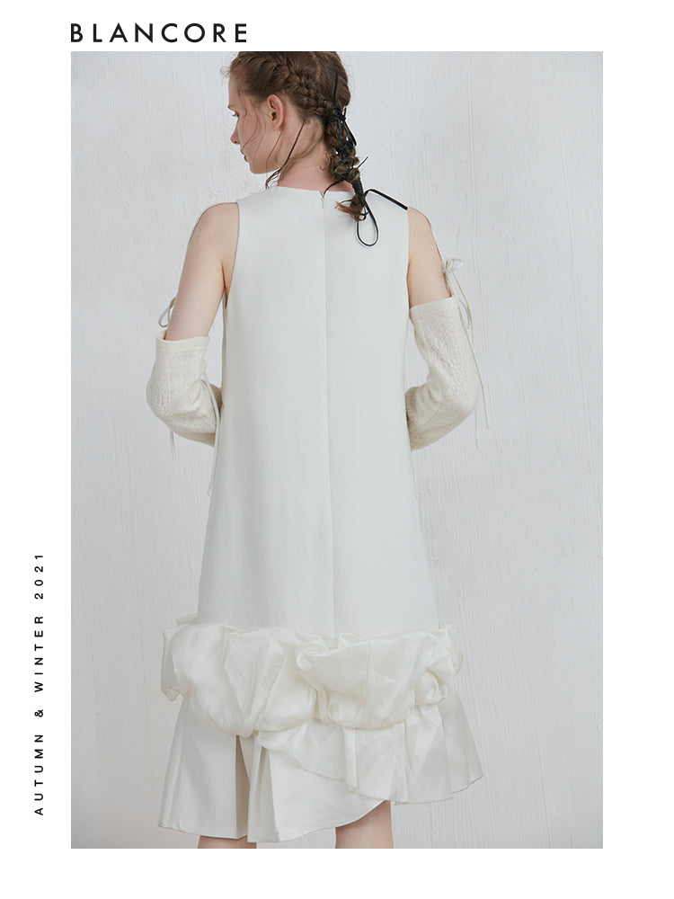V-neck Seashell Dress With Ruffle Pleated Bottom Detail