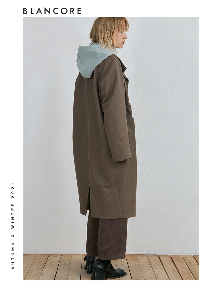 Curve Panelled Tulip Shape Trench